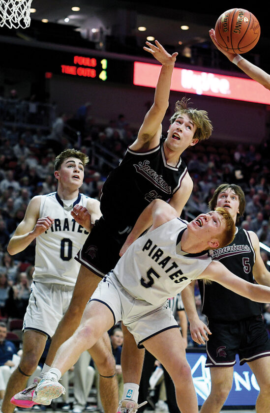 Spartans sunk by Pirate comeback News, Sports, Jobs Times Republican